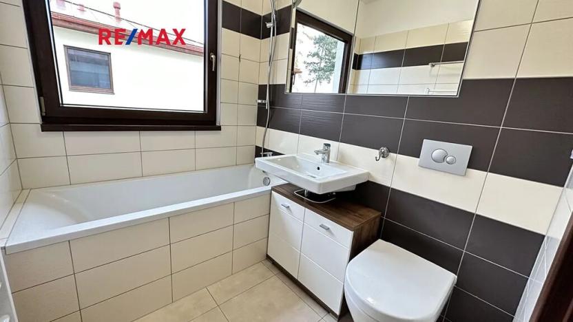 Pronájem rodinného domu, Králův Dvůr, Větrná, 80 m2