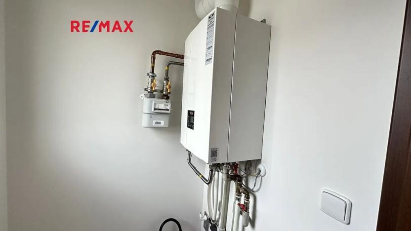 Pronájem rodinného domu, Králův Dvůr, Větrná, 80 m2