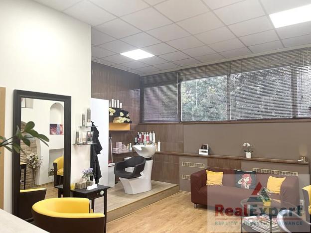 Pronájem obchodního prostoru, Praha - Smíchov, Štefánikova, 42 m2