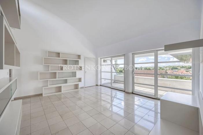 Prodej ubytování, Křižanov, Benešovo náměstí, 530 m2