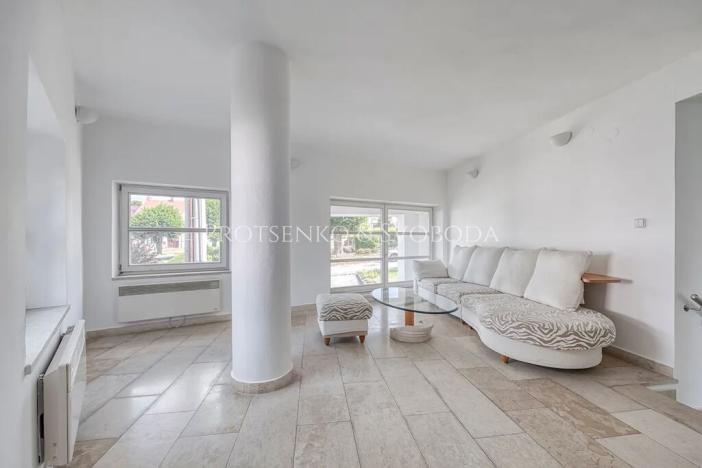 Prodej činžovního domu, Křižanov, Benešovo náměstí, 530 m2