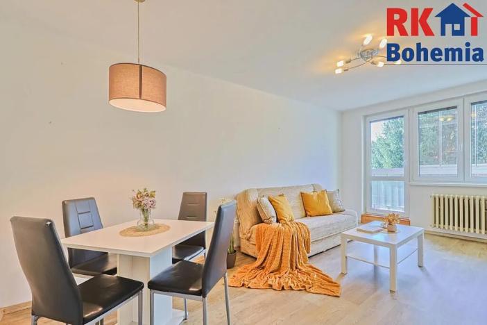 Prodej bytu 3+1, Pečky, V Horkách, 63 m2