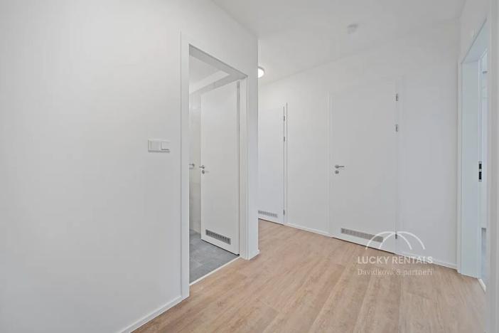 Pronájem bytu 2+kk, Praha - Chodov, Líbalova, 43 m2