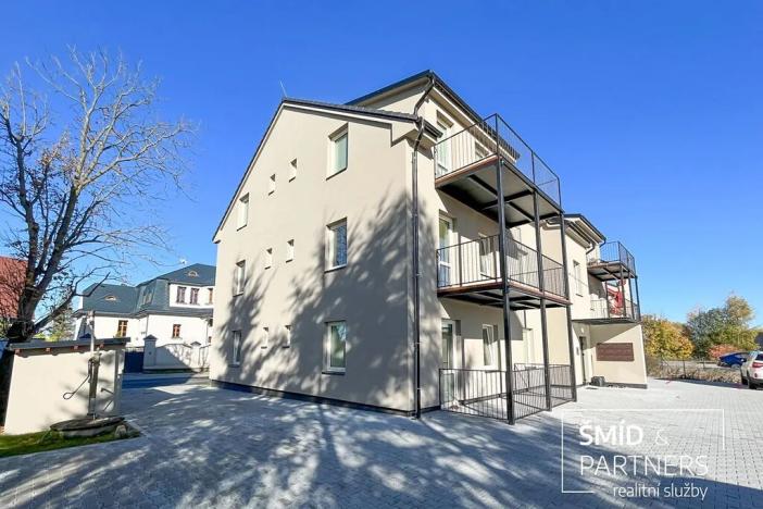 Prodej bytu 2+kk, Velim, Palackého, 47 m2