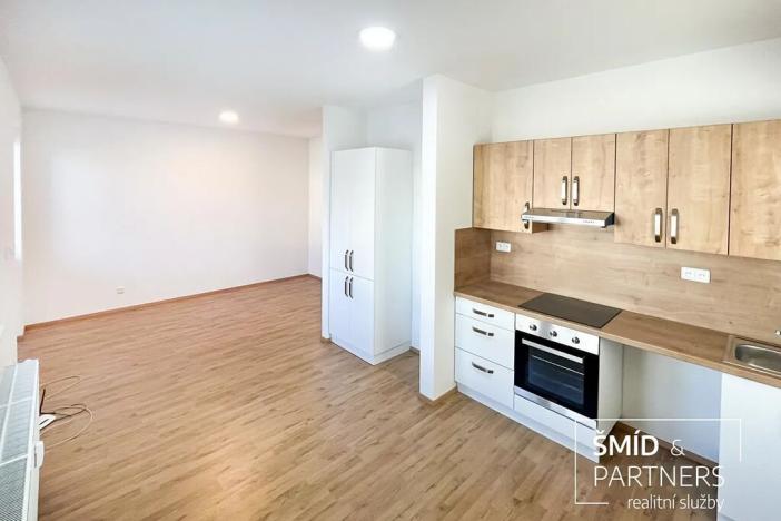 Prodej bytu 2+kk, Velim, Palackého, 52 m2