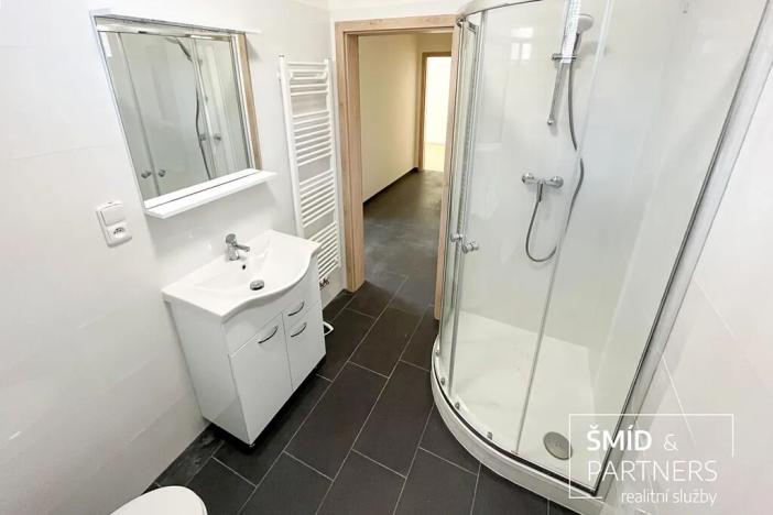 Prodej bytu 2+kk, Velim, Palackého, 52 m2