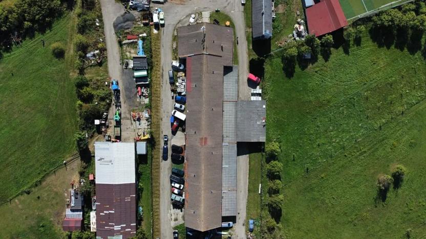 Prodej výrobních prostor, Luhačovice, 1700 m2