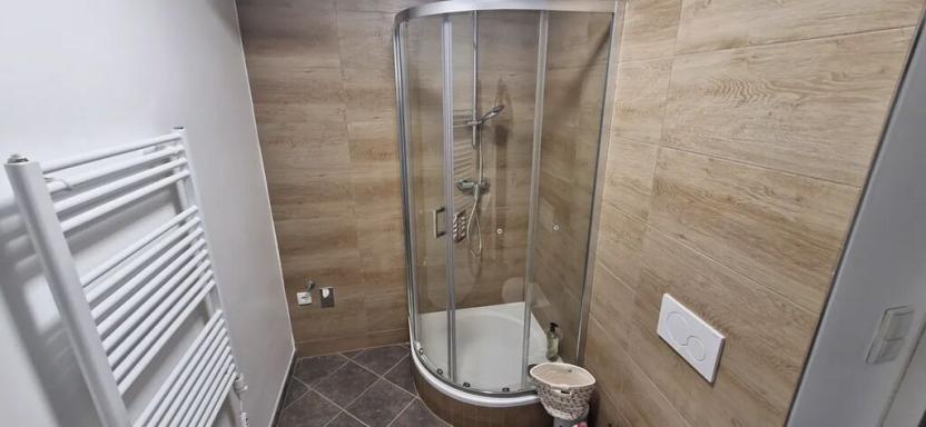 Pronájem komerční nemovitosti, Luhačovice, Masarykova, 40 m2