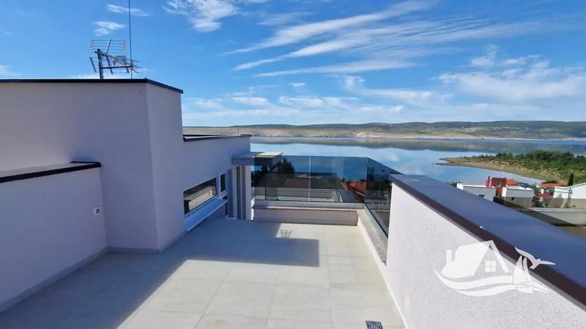 Prodej bytu 2+kk, Stari Grad, Chorvatsko, 57 m2