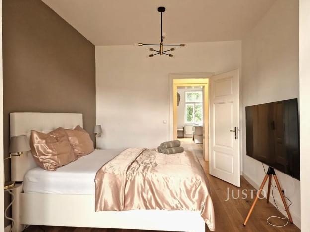 Pronájem bytu 2+kk, Písek, Mírové nám., 53 m2