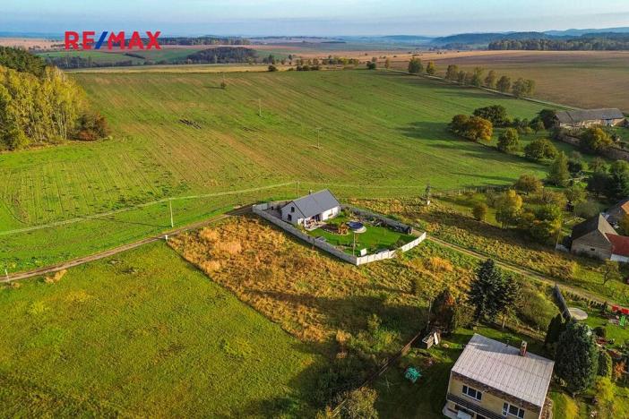 Prodej pozemku pro bydlení, Chomle, 783 m2