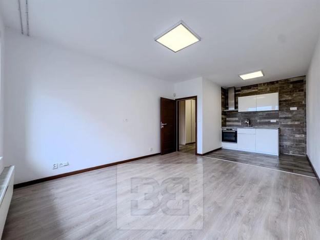 Pronájem bytu 2+kk, Praha - Zličín, Sazovická, 49 m2