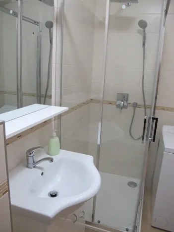 Pronájem bytu 1+1, Zlín, 35 m2