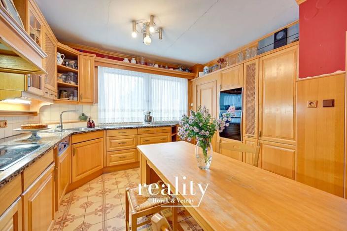 Prodej rodinného domu, Hodonice, U Pošty, 480 m2