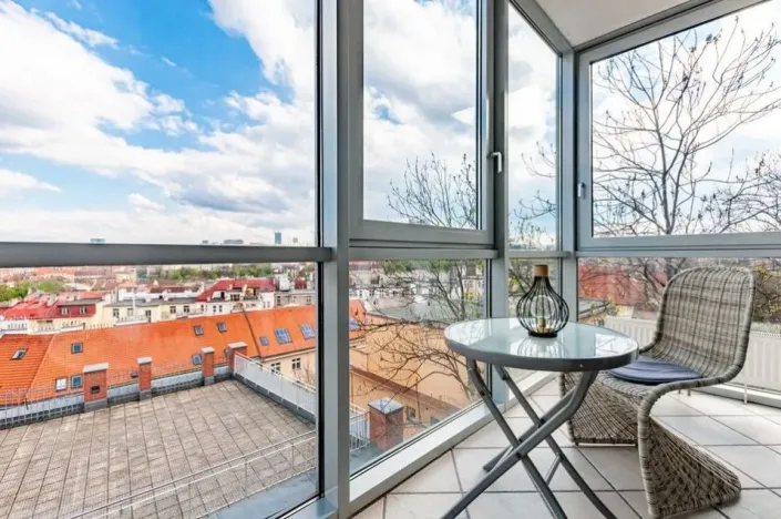 Pronájem bytu 2+kk, Praha - Vinohrady, U Zvonařky, 60 m2