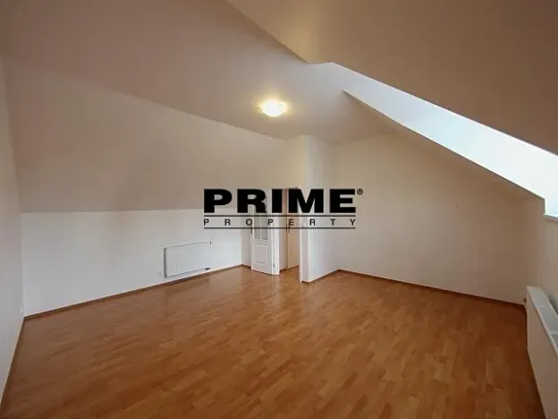 Pronájem rodinného domu, Průhonice, Pod Valem II., 260 m2
