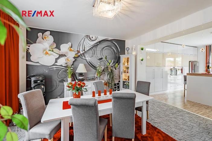 Prodej činžovního domu, České Velenice, Komenského, 247 m2