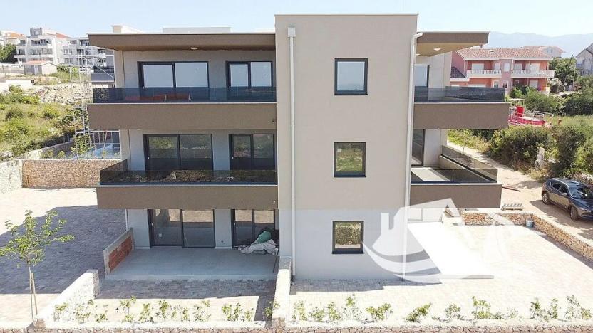 Prodej bytu 3+kk, Novalja, Chorvatsko, 56 m2