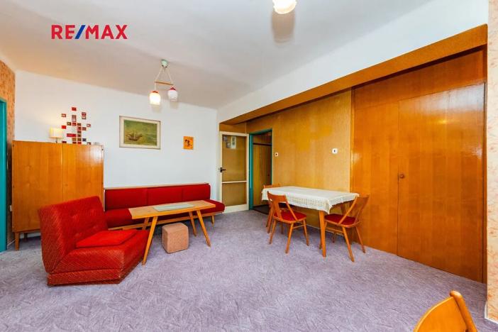 Prodej bytu 3+1, Praha - Modřany, U zastávky, 57 m2