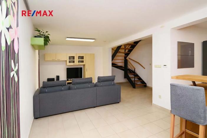 Prodej rodinného domu, Jinočany, Smetanova, 121 m2