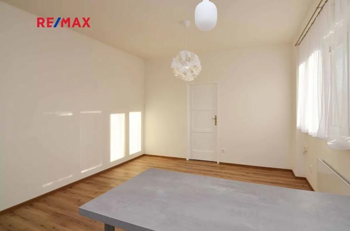 Pronájem bytu 2+kk, Praha - Krč, Krchlebská, 40 m2