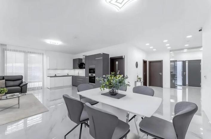 Prodej rodinného domu, Praha - Modřany, Dostálova, 290 m2