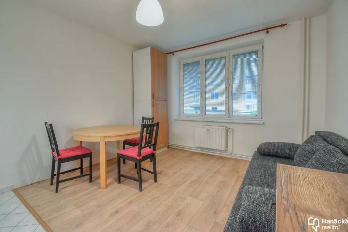 Pronájem bytu 2+kk, Olomouc, Rumunská, 44 m2