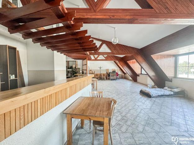 Prodej restaurace, Daskabát, 500 m2