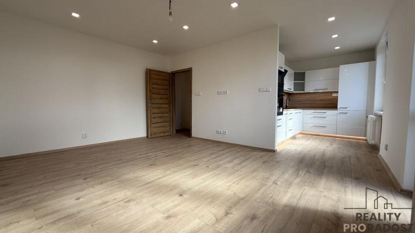 Prodej bytu 2+1, Havířov, Želivského, 50 m2