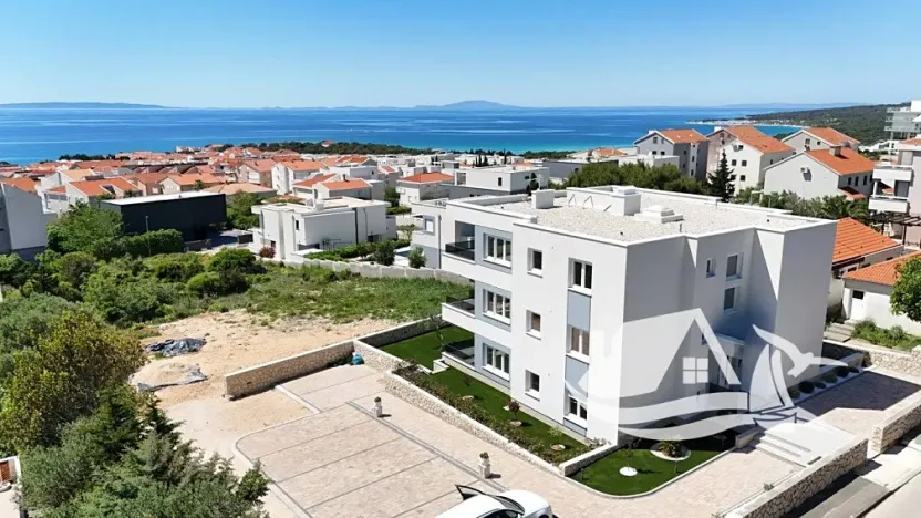 Prodej bytu 3+kk, Novalja, Chorvatsko, 82 m2