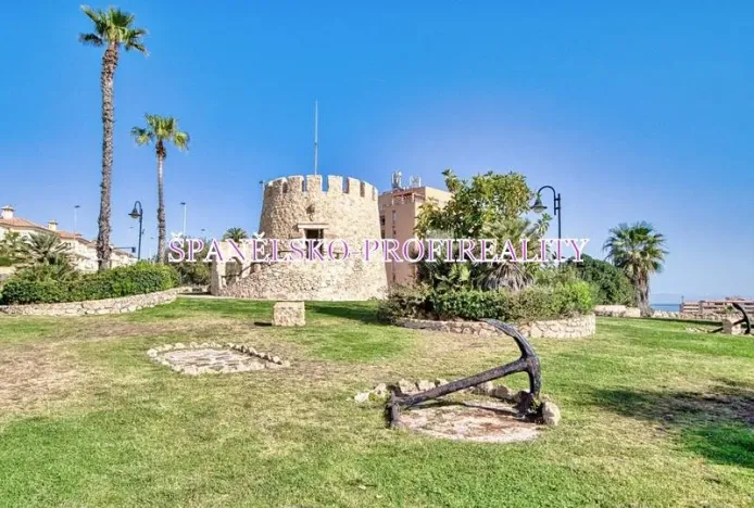 Prodej bytu 2+kk, Torrevieja, Španělsko, 50 m2