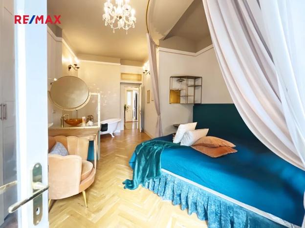 Prodej atypického bytu, Praha - Smíchov, Dienzenhoferovy sady, 119 m2