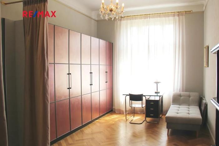 Prodej atypického bytu, Praha - Smíchov, Dienzenhoferovy sady, 119 m2