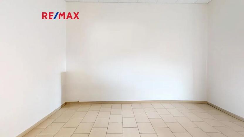 Prodej kanceláře, Svitavy, 800 m2