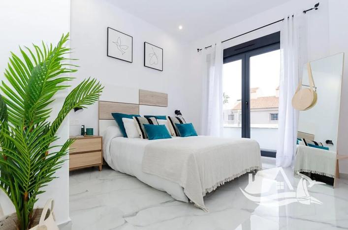 Prodej vily, Torrevieja, Španělsko, 95 m2