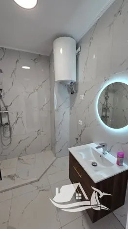 Prodej bytu 2+kk, Drač, Albánie, 70 m2