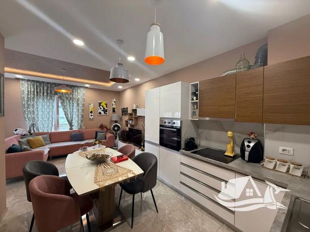 Prodej bytu 2+kk, Drač, Albánie, 63 m2