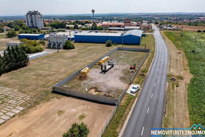 Pronájem komerčního pozemku, Tasovice, 1650 m2