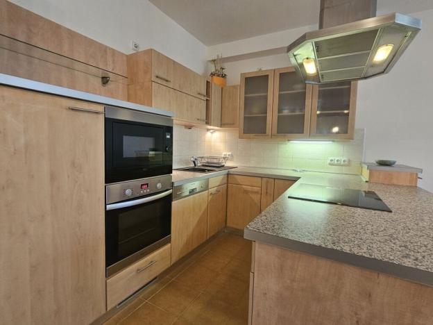 Pronájem bytu 2+kk, Benešov, Dukelská, 63 m2