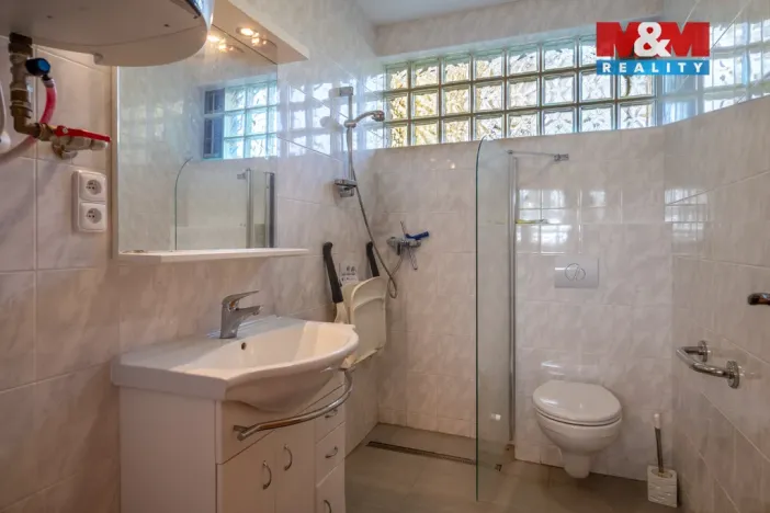 Prodej rodinného domu, Střelské Hoštice - Sedlo, 350 m2