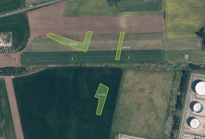 Prodej pole, Uhy, 84518 m2