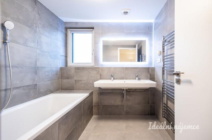 Pronájem rodinného domu, Horoušany, Kubišova, 120 m2