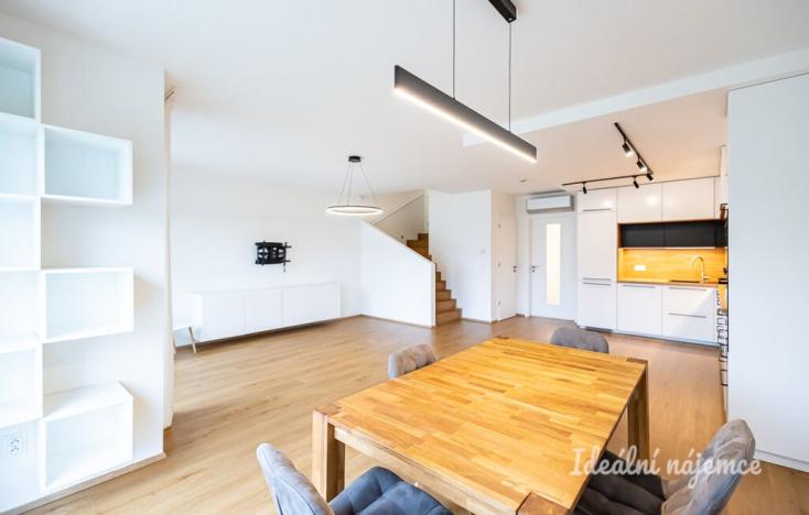 Pronájem rodinného domu, Horoušany, Kubišova, 120 m2