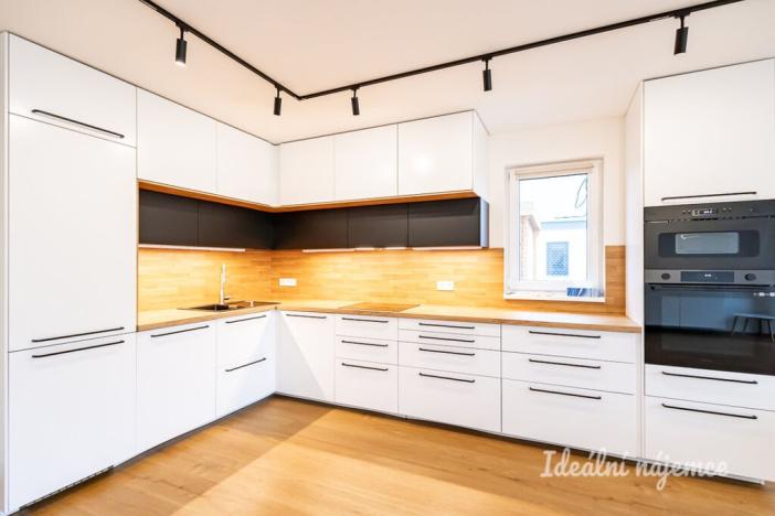 Pronájem rodinného domu, Horoušany, Kubišova, 120 m2