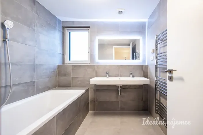 Pronájem rodinného domu, Horoušany, Kubišova, 120 m2