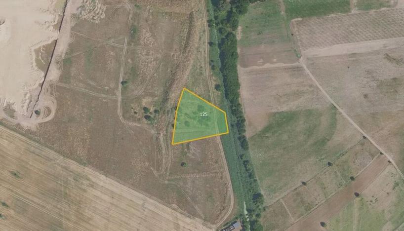 Prodej podílu pole, Hlavenec, 21948 m2