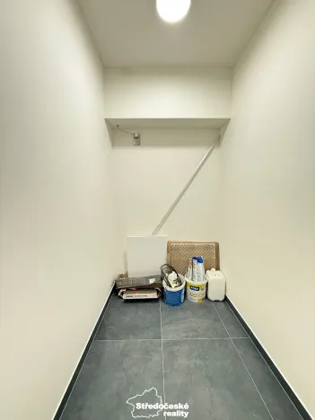 Pronájem bytu 1+kk, Uhlířské Janovice, Hrnčířská, 35 m2