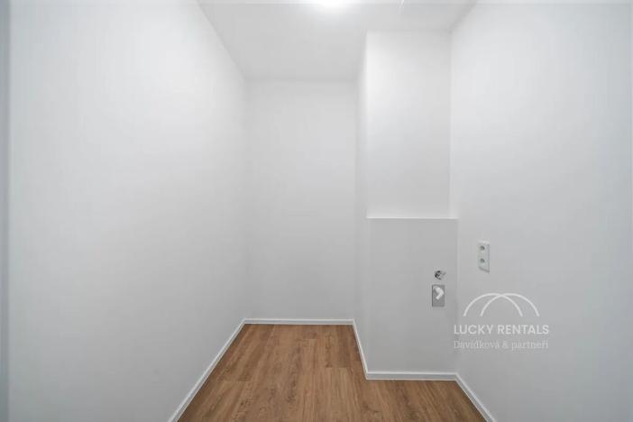 Pronájem bytu 2+kk, Praha - Chodov, Líbalova, 47 m2