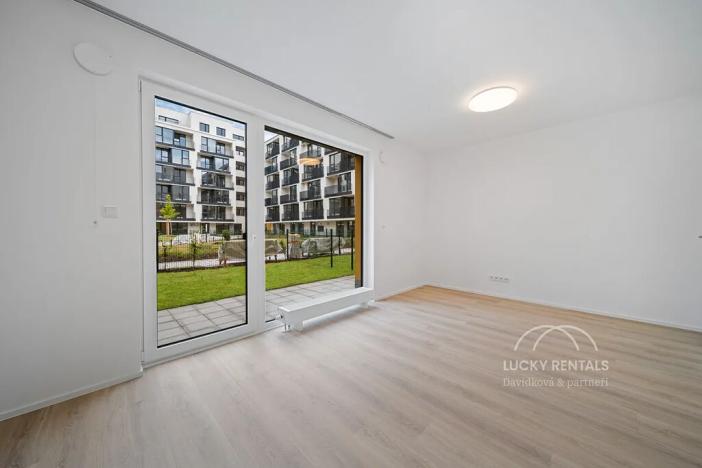 Pronájem bytu 2+kk, Praha - Chodov, Líbalova, 42 m2