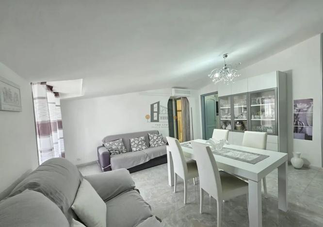 Prodej atypického bytu, Scalea, Itálie, 160 m2